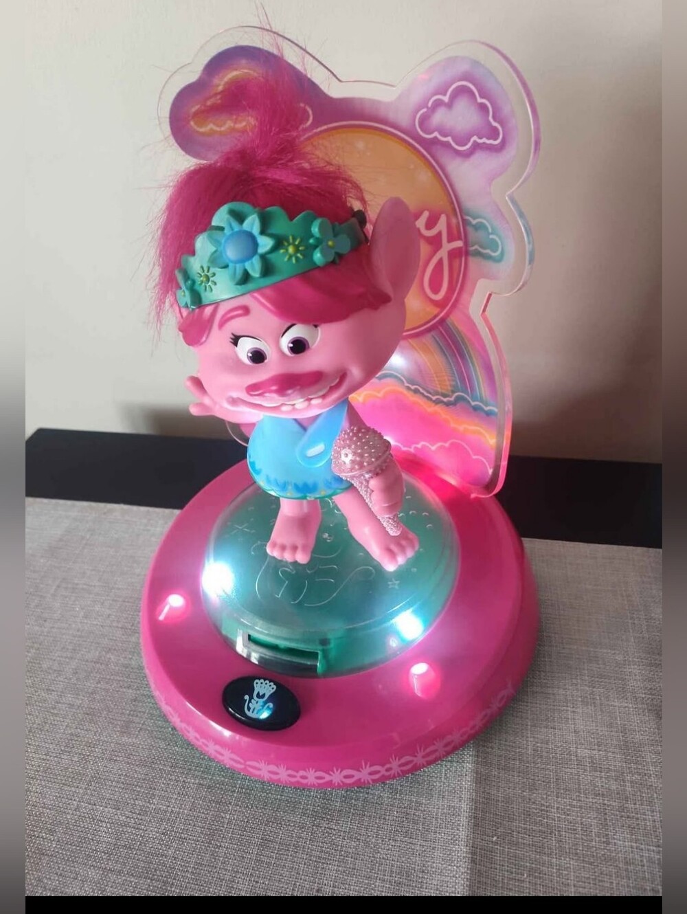 Very Rare Working Troll World Tour Poppy Coin Bank Lights & Sounds Cindy Lauper